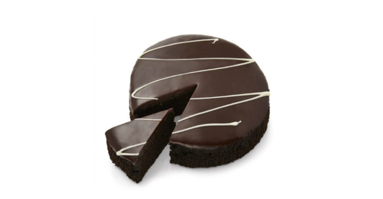 There’s a HUGE change coming to Woolies’ choc mud cakes