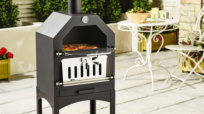 Aldi Is Selling A $149 Wood-Fired Pizza Oven Just In Time For Summer