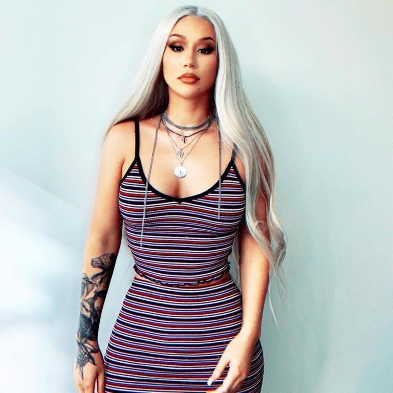 Iggy Azalea Deletes Her Socials After Nude Photo Leak