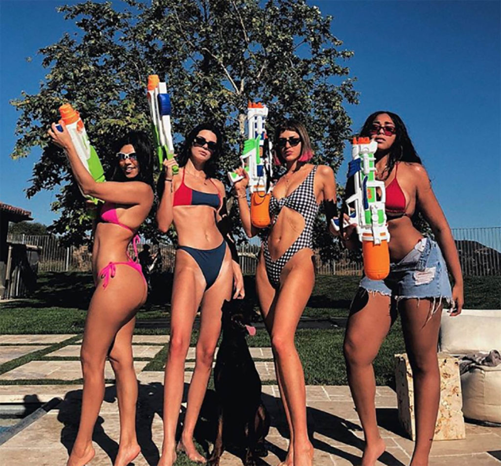 The bizarre Instagram trend all the celebs are doing and we never noticed