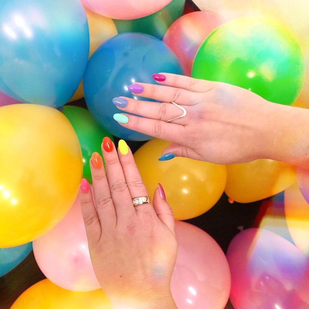 The Latest Rainbow Nail Trend Is A DIY Dream That You HAVE To Try