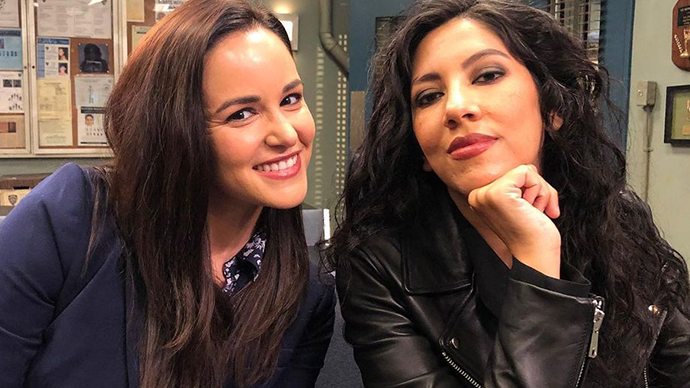 brooklyn-nine-nine-star-stephanie-beatriz-pregnant-with-first-child