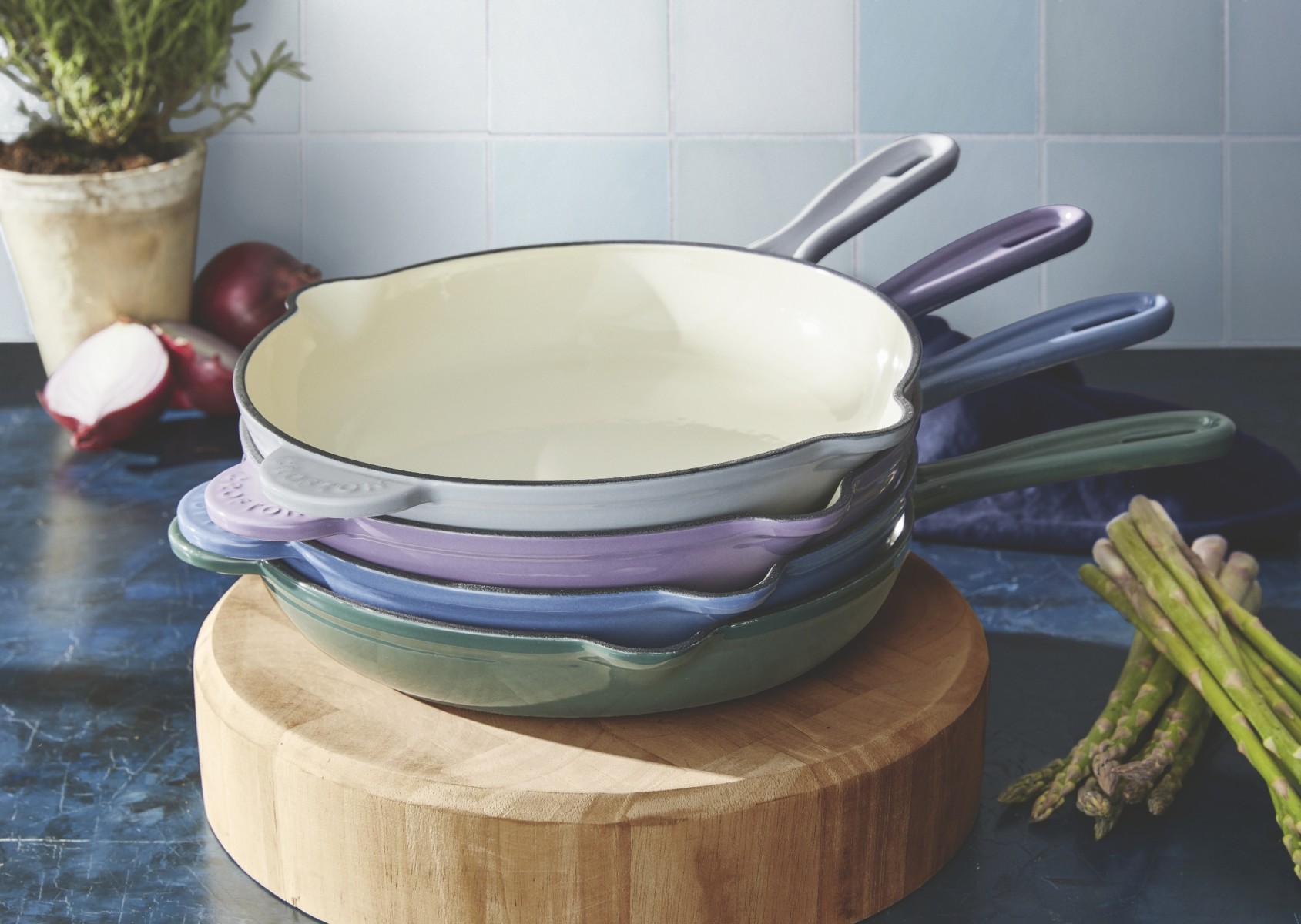 Aldi’s Bonza Cast Iron Cookware Is Back If You’re Looking For A